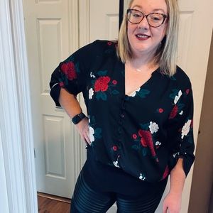 Torrid floral button blouse